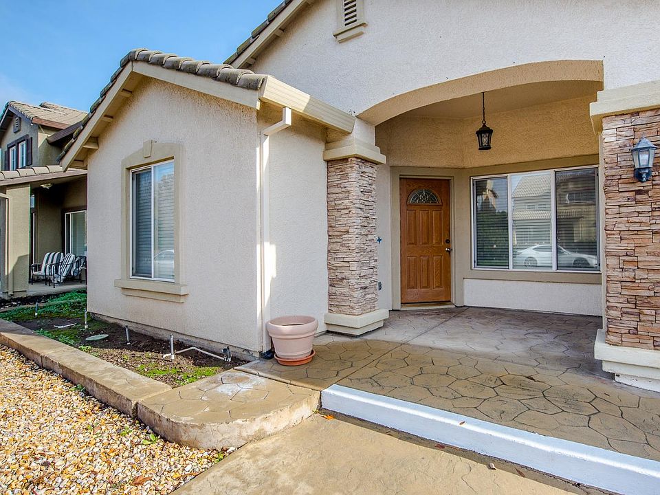 1st image of 1009 Morris Cir