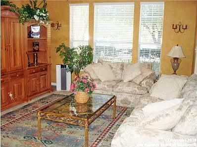 5th image of 26111 Cuyahoga Cir