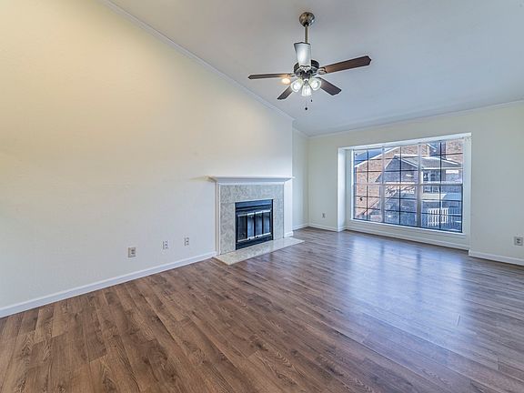 3rd image of 2733 Silver Creek Dr APT 205