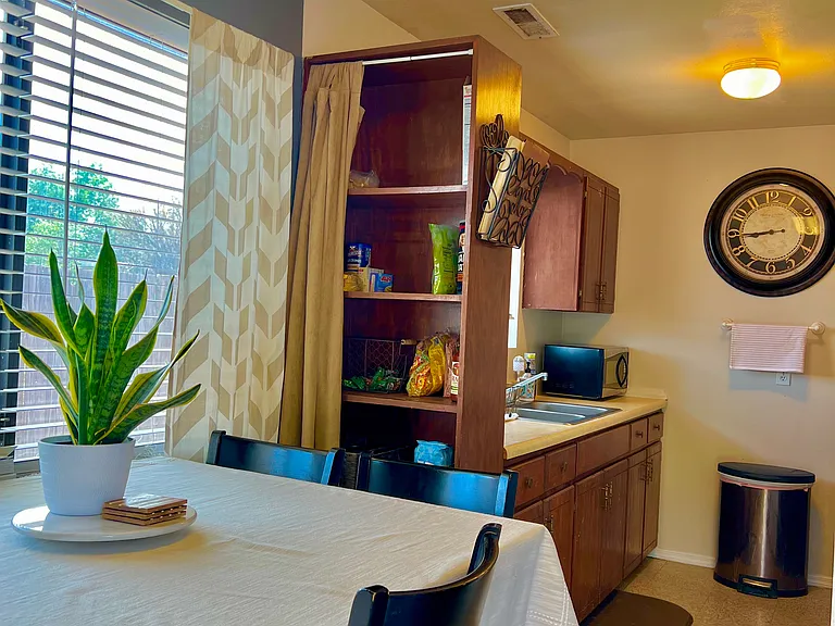 3056 Tenorio Dr — Photo 6