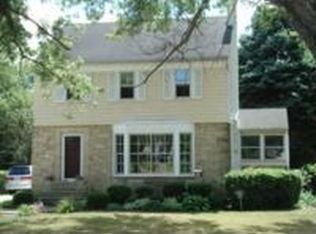 38100 Aurora Rd, Solon, OH 44139