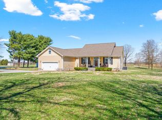 6888 Julien Rd, Hopkinsville, KY 42240