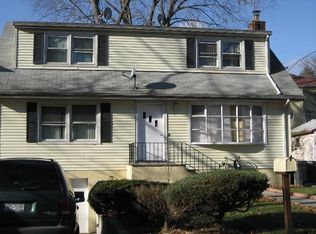 101 Winthrop Ave, Elmsford, NY 10523