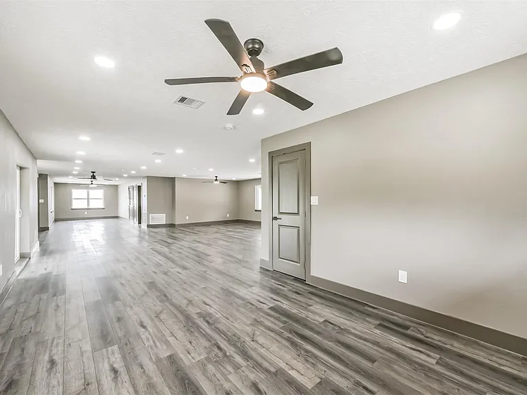 9030 Almeda Genoa Rd — Photo 6