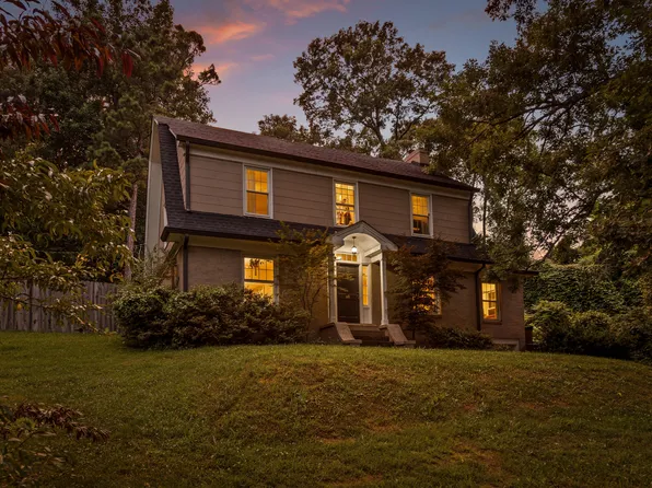 215 N Seminole Dr, Chattanooga, TN 37411