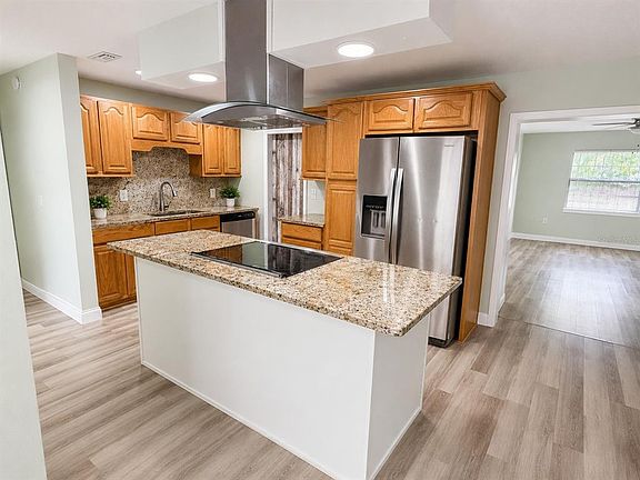 4th image of 632 Mays Ct
