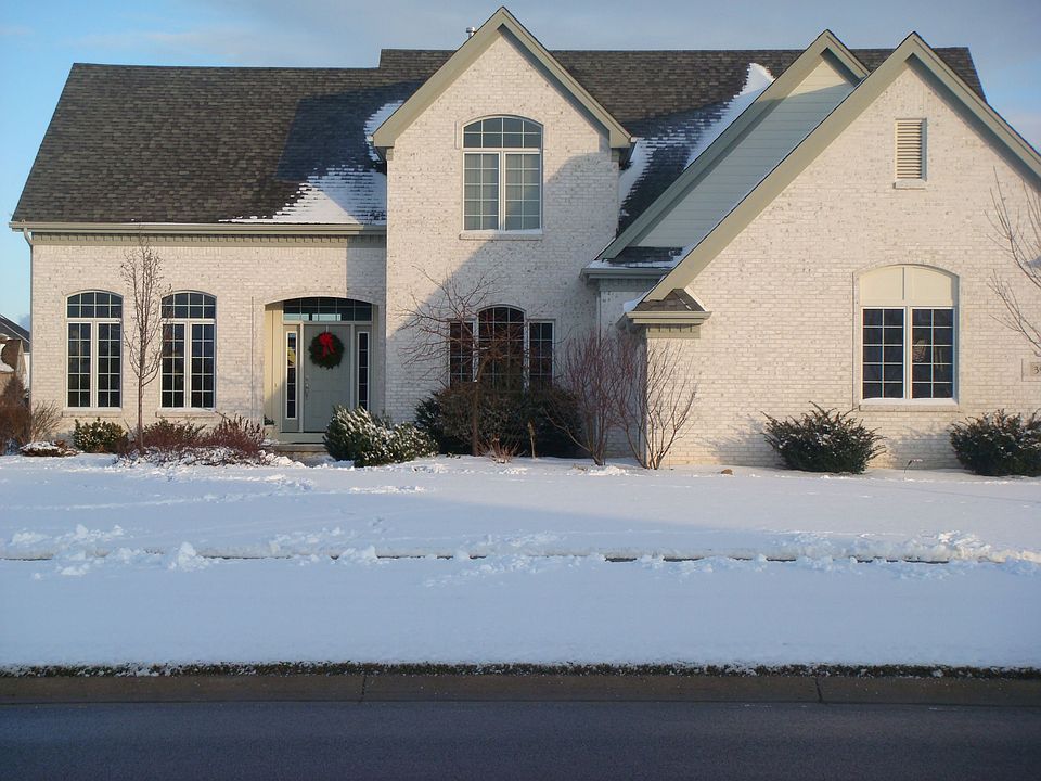 Great curb appeal!