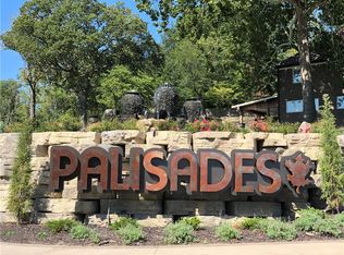 4110 Palisades Poin, Riverside, MO 64150