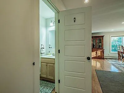 16 Norman St — Photo 32