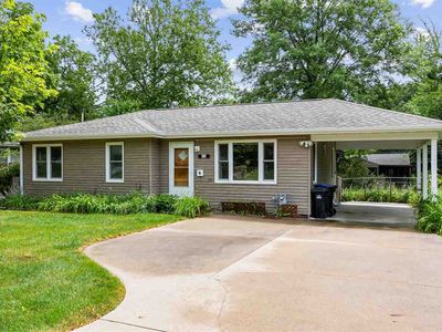 805 9th Ave, Coralville, IA, 52241