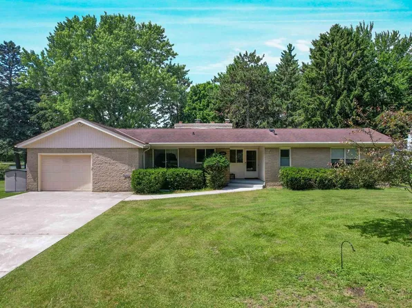 2545 NA WA KA DRIVE, Marinette, WI 54143