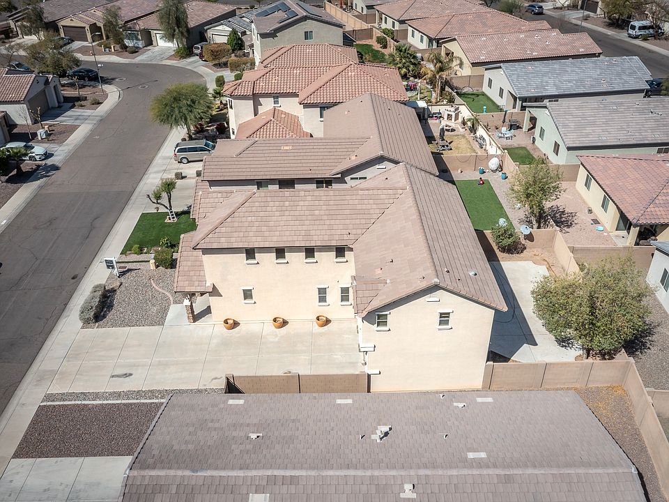 1st image of 4014 W Desert Dr
