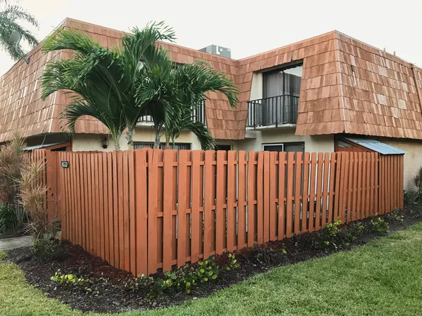 1709 Park Meadows Dr APT 3, Fort Myers, FL 33907