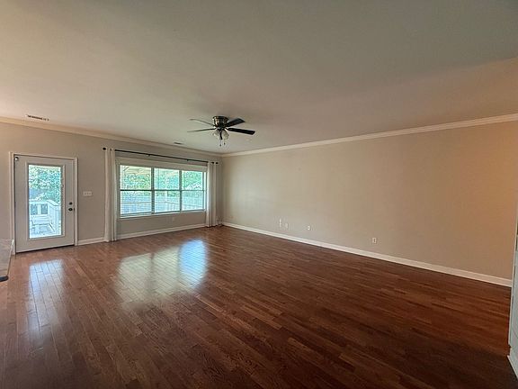 3rd image of 8705 Wingate Dr