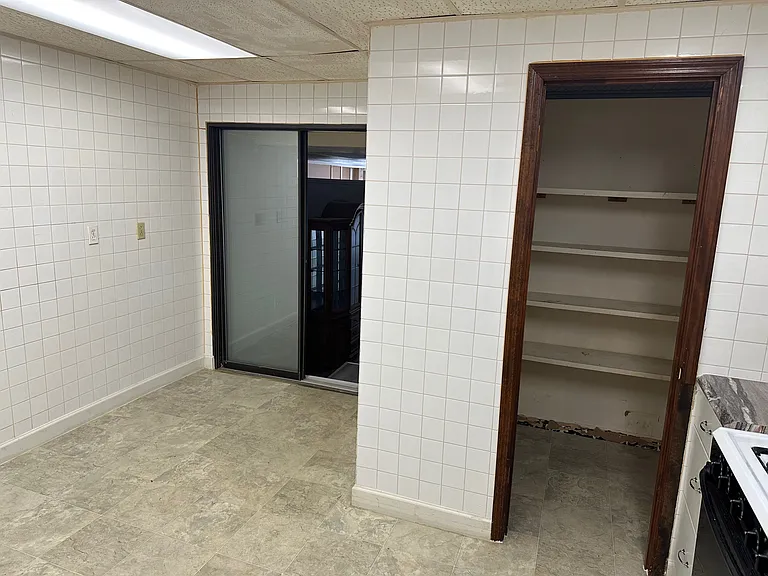 123 N Walnut St #123 — Photo 15