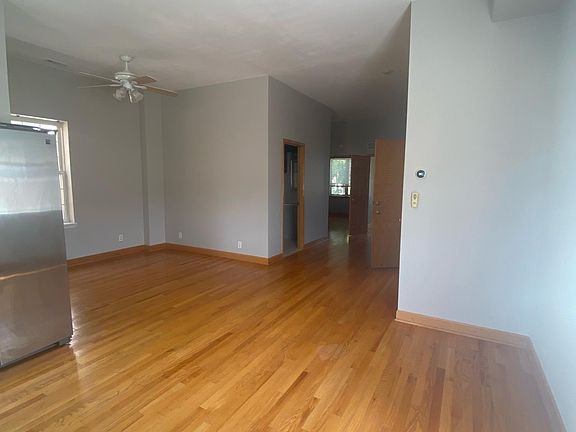 4th image of 4172 S Wallace St #2