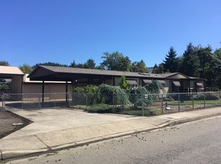 580 S State St, Sutherlin, OR 97479