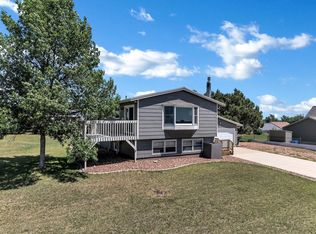 705 Zenith St, Belle Fourche, SD 57717