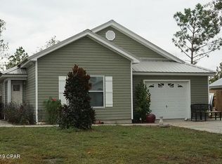 7225 Lake Suzzanne Way, Panama City, FL 32404