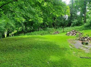 1410 Chestnut St, Cambridge, OH 43725