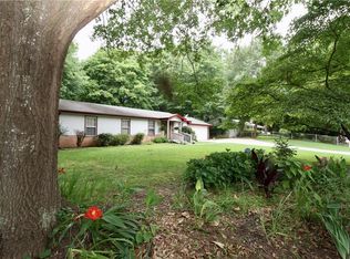 490 Pineland Rd SW, Mableton, GA 30126