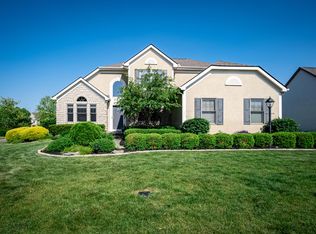 5553 Little Leaf Ln, Westerville, OH 43082