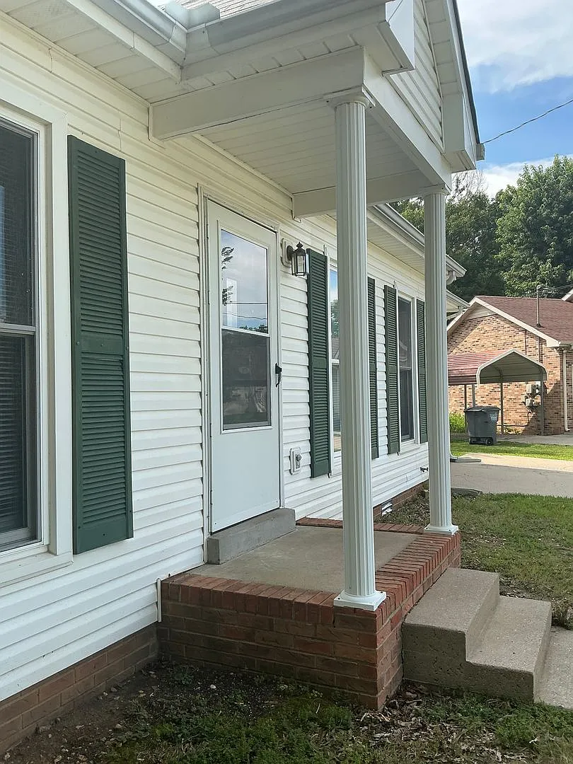 910 Dolphin Lane — Photo 3