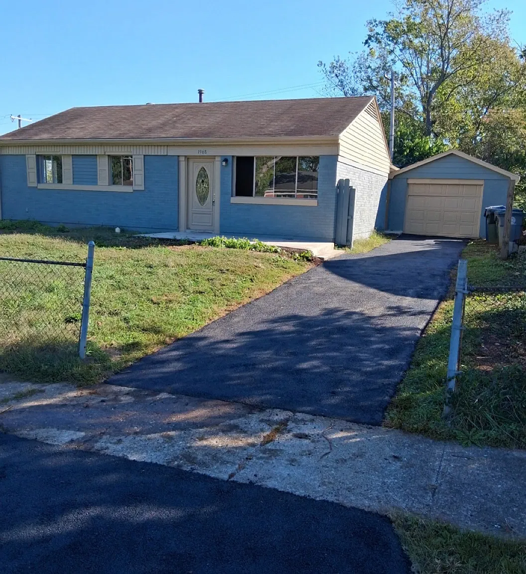 1968 Cathy Ln — Photo 1