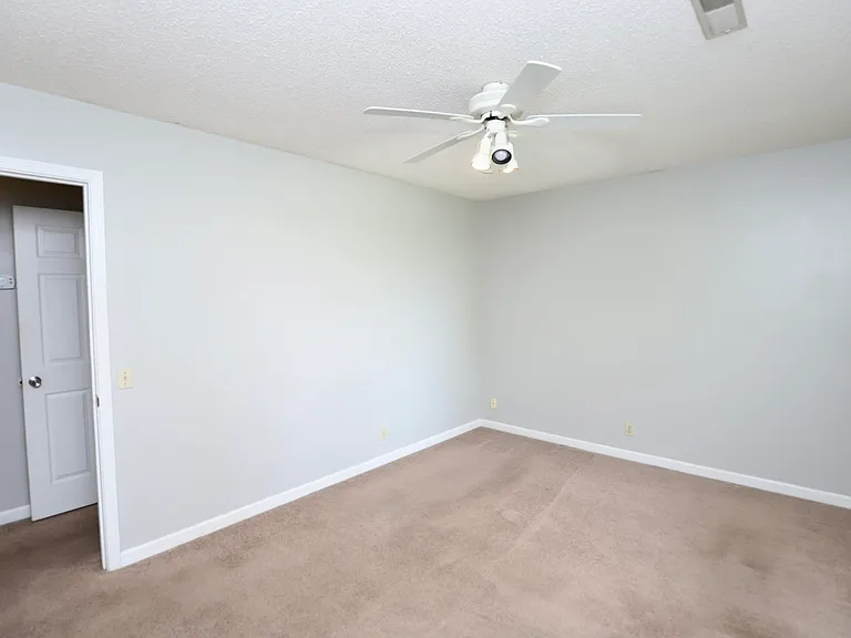 1450 Morris Way Dr — Photo 37