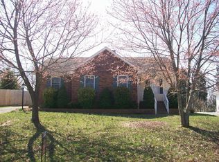 111 Kristen Ct, White House, TN 37188