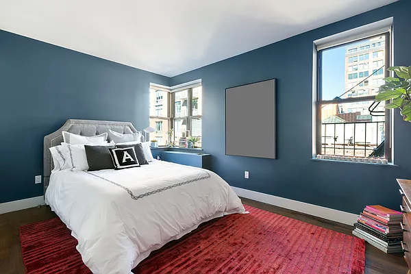 Rented by Compass | media 25