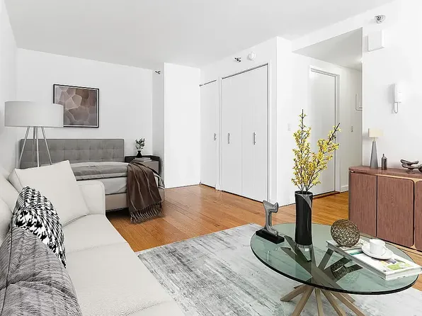 30 W 18th St, New York, NY