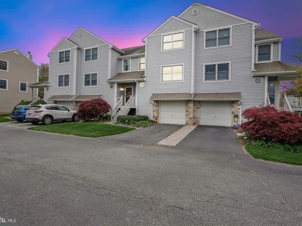 305 Schooner Way #43, Chester, MD 21619