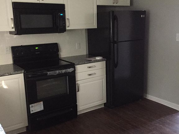 2nd image of 5554 Freeman Ct APT B