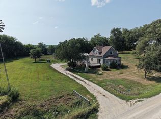 1214 Oak Rd, Harlan, IA 51537