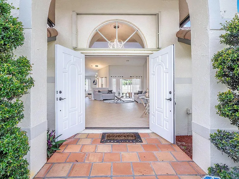 12898 Buckland St — Photo 19