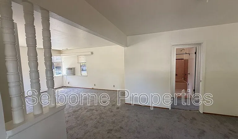 527 Callan Ave #1 — Photo 5
