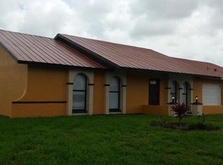 1017 NE 12th Ter, Cape Coral, FL 33909