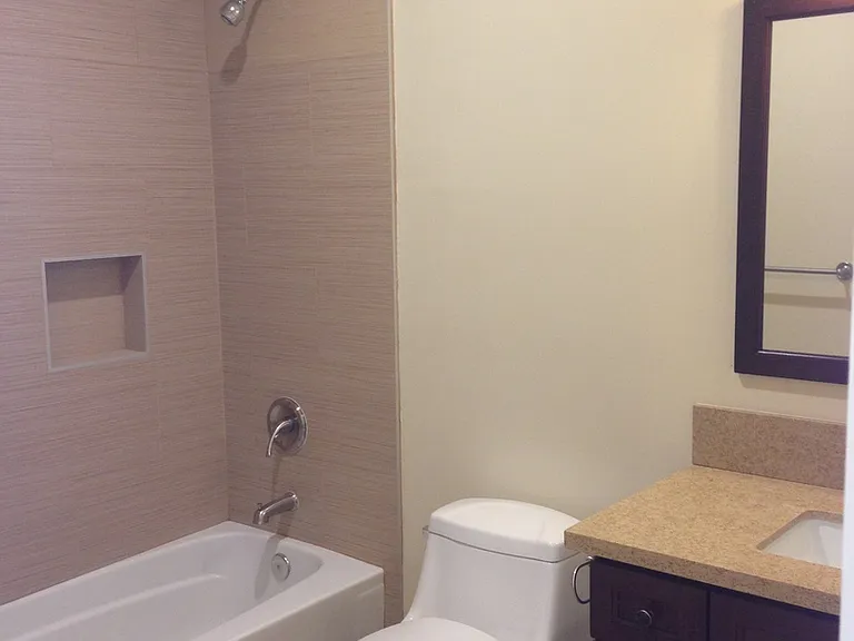 Sylvan St. Apartments_ 14639 Rentals — Photo 6