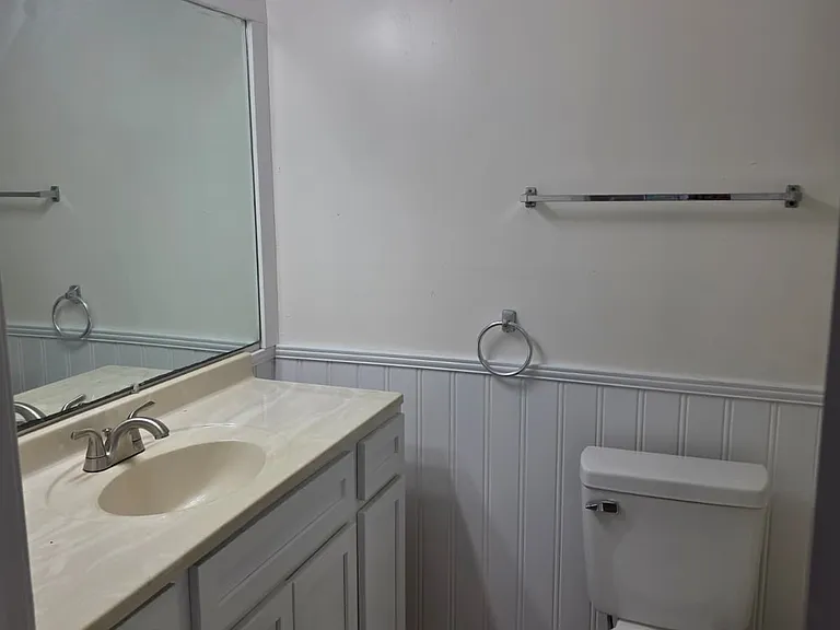 237 Saratoga Dr — Photo 19