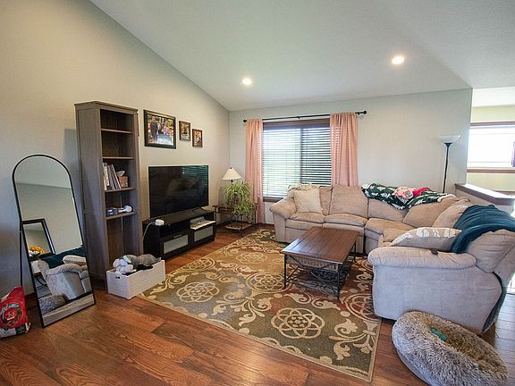 3rd image of 4553 Arctic Fox Rd NW