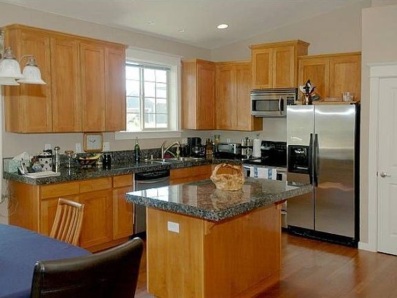 3rd image of 2610 Sea Crest Ave