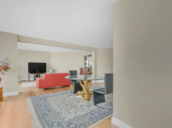 7004 Blvd East image 27 of 39