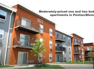 837 Golf Dr, Pontiac, MI 48341