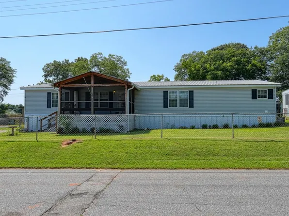 271 Stephen Grove Rd, Spartanburg, SC 29301