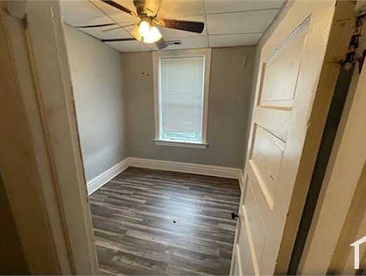 2nd image of 3314 Chippewa St #A