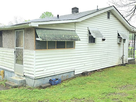 4th image of 126 Flint St