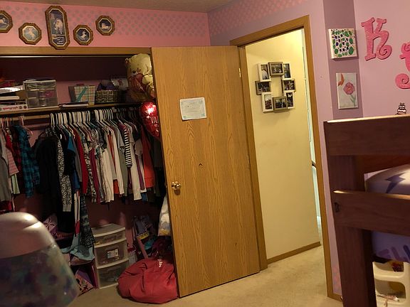 1 large bedroom
