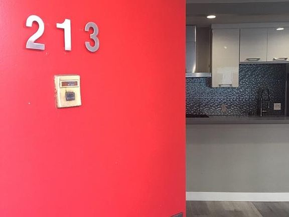 5th image of 1757 N Kingsley Dr APT 113