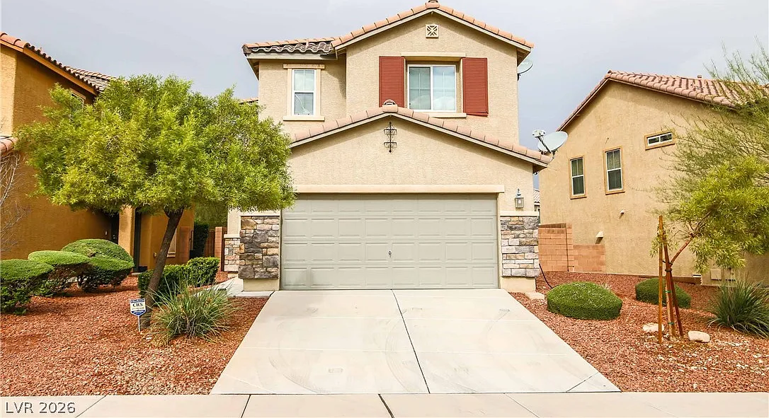 2 bed, 2.5 bath, 1390 sqft, $1,900 — Photo 1